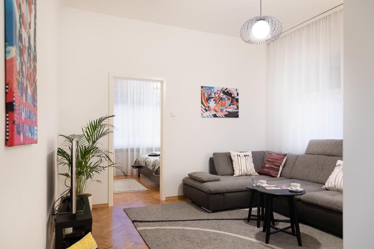 Modern Spacious 3Bdr Apartment In Heart Of Zagreb Luaran gambar